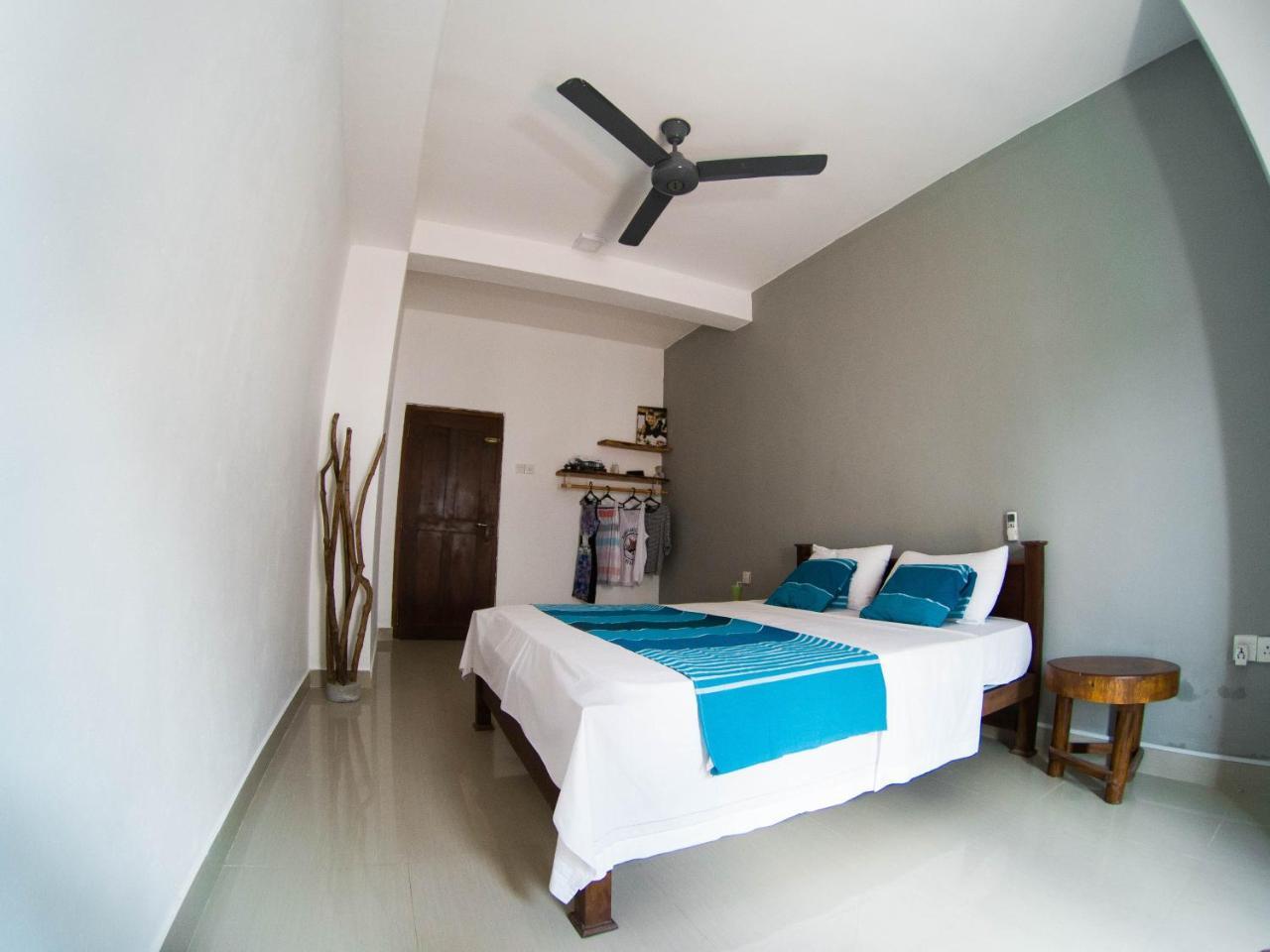 Surf'S Up Hotel Велигама Экстерьер фото