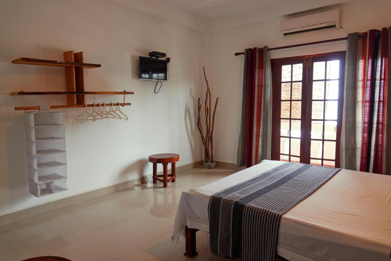Surf'S Up Hotel Велигама Экстерьер фото