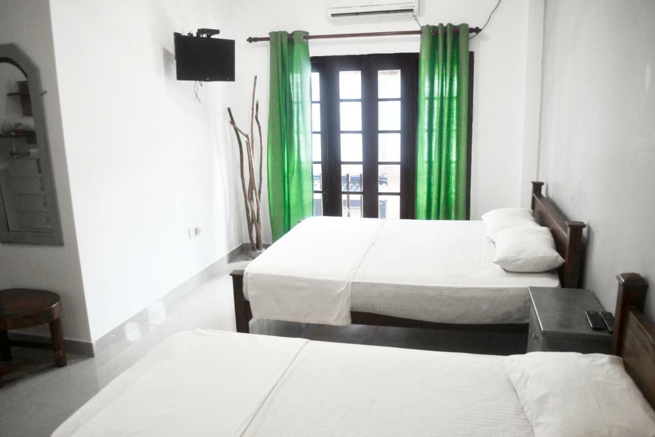 Surf'S Up Hotel Велигама Экстерьер фото