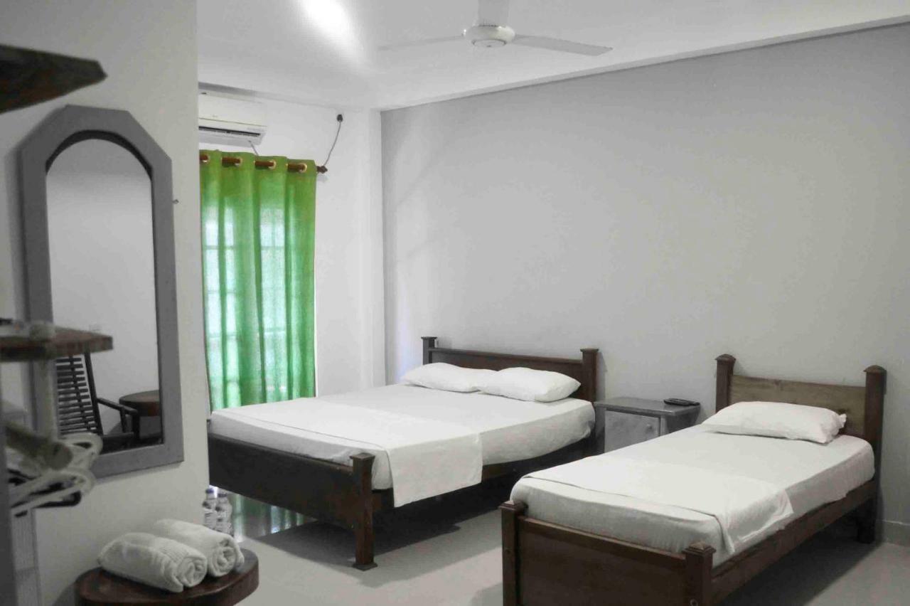 Surf'S Up Hotel Велигама Экстерьер фото