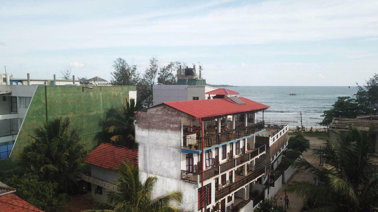 Surf'S Up Hotel Велигама Экстерьер фото